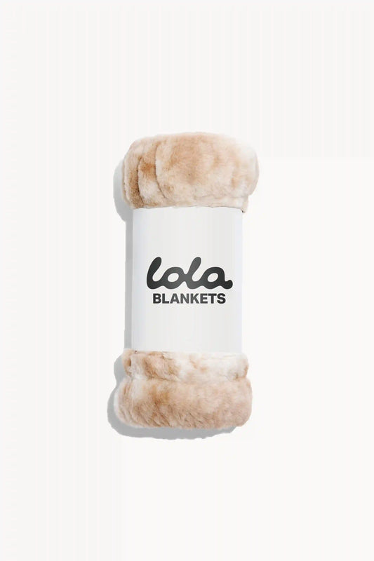 The Lola Pet Blanket | Caramel N' Cream