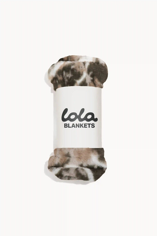 The Lola Pet Blanket | Sagebrush Camo